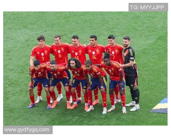 哈卡与埃的对决解析：战术较量与球员表现的全面分析